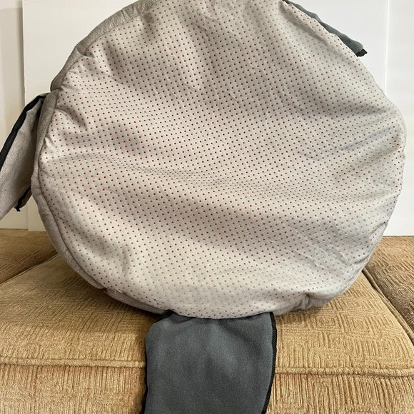 Cat or Dog Shark Bed - Grey - Picture 5 of 16